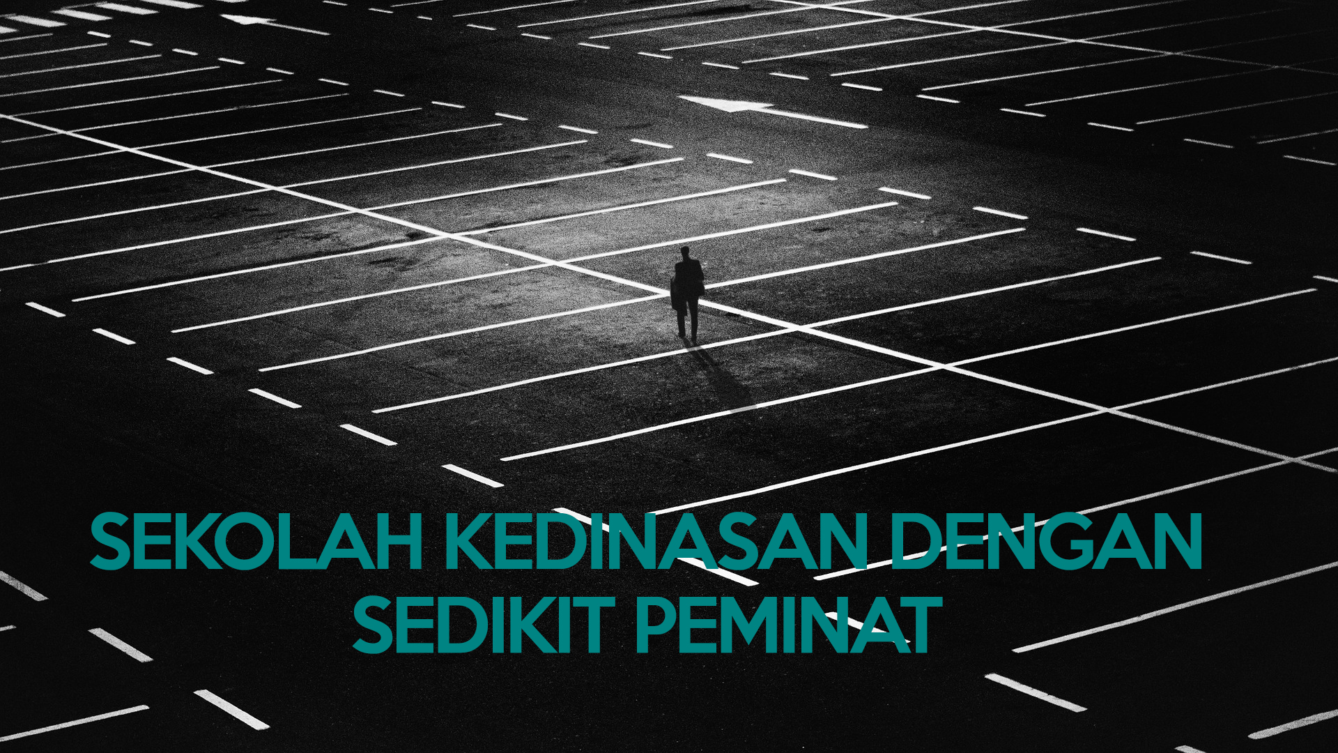 Sekolah kedinasan dengan sedikit peminat